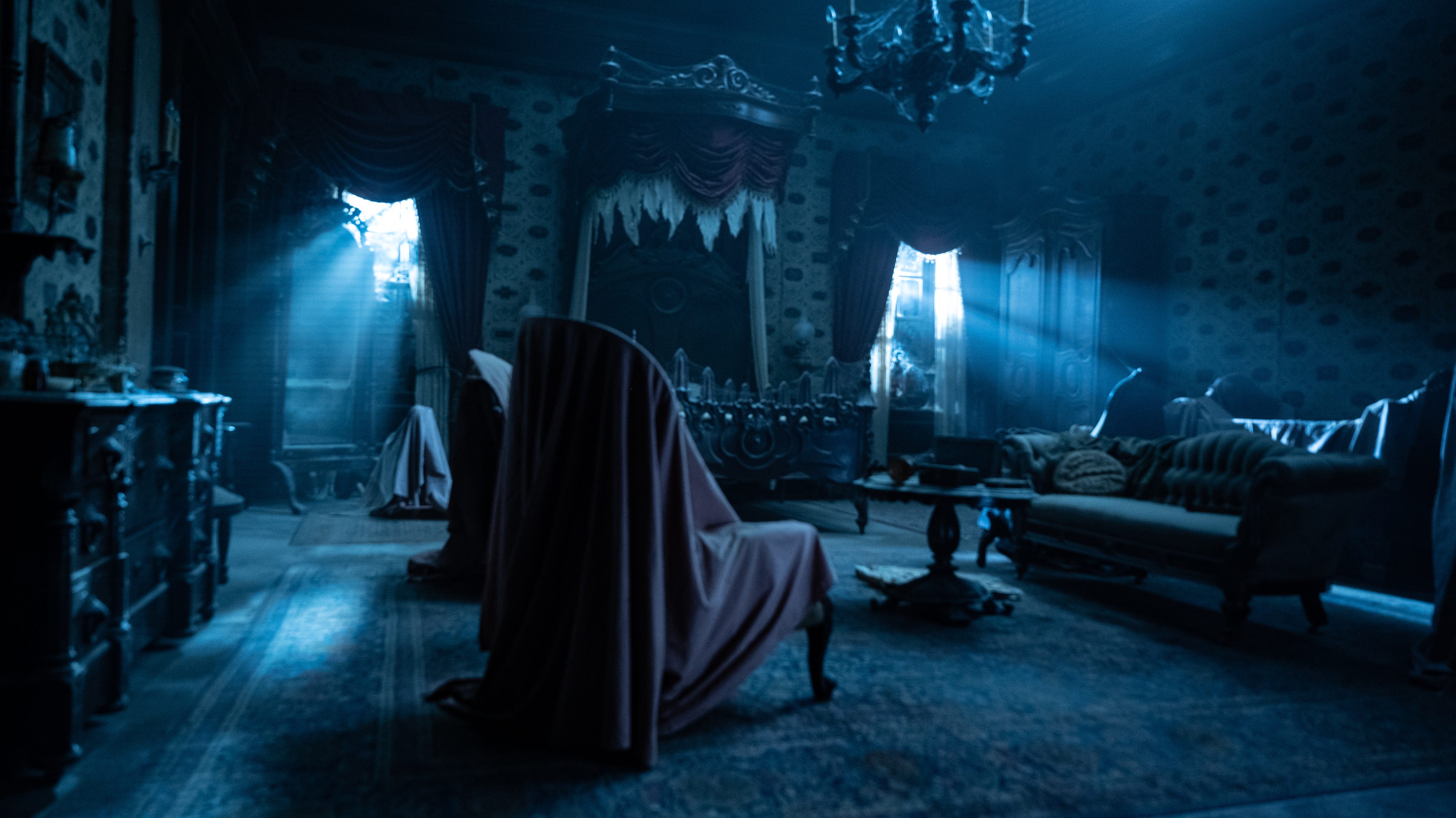 Is The Curve Room Haunted? The Evidence Speaks - w6viuis