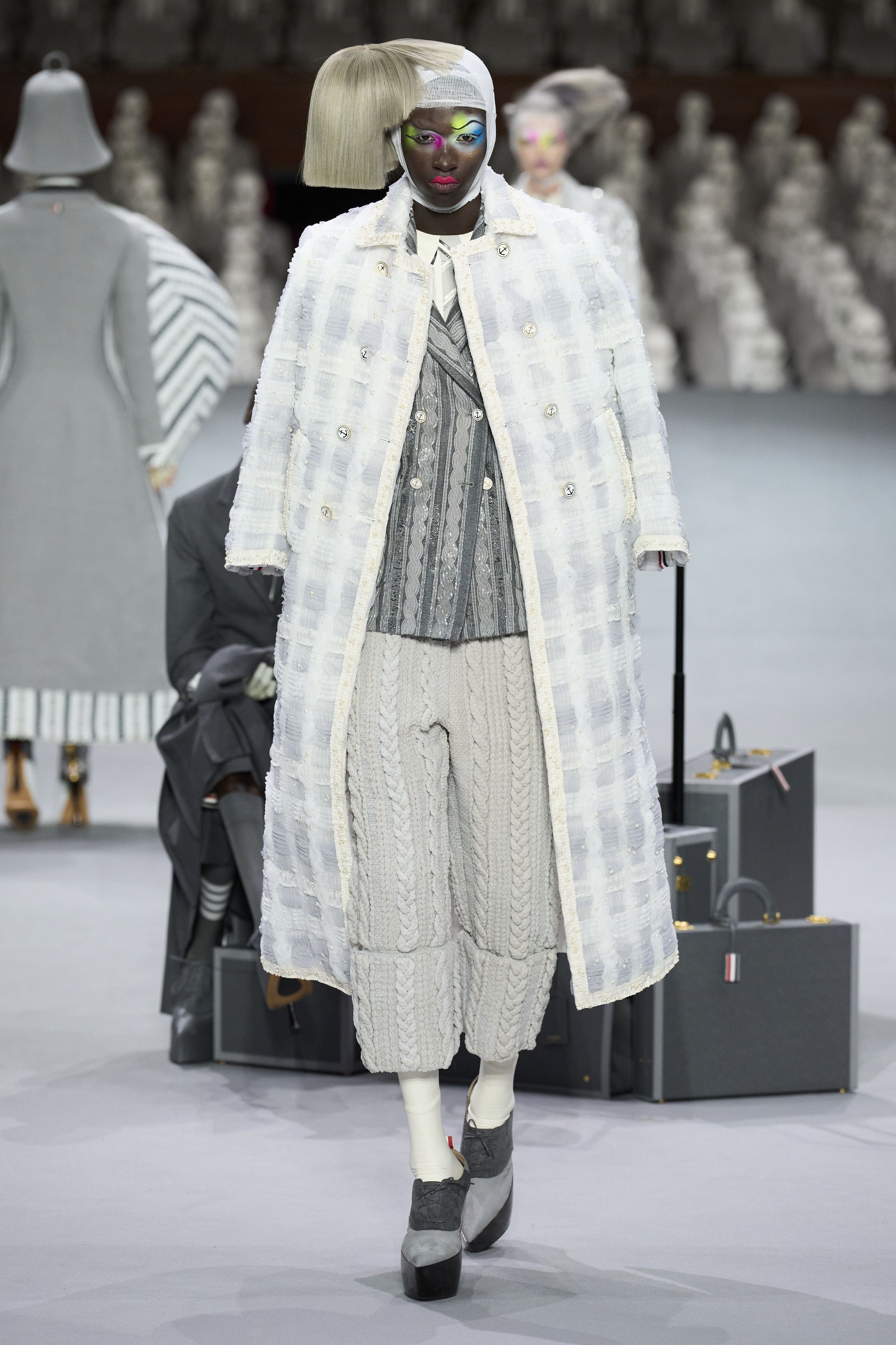 トム ブラウン（THOM BROWNE）」の2023-24秋冬オートクチュール