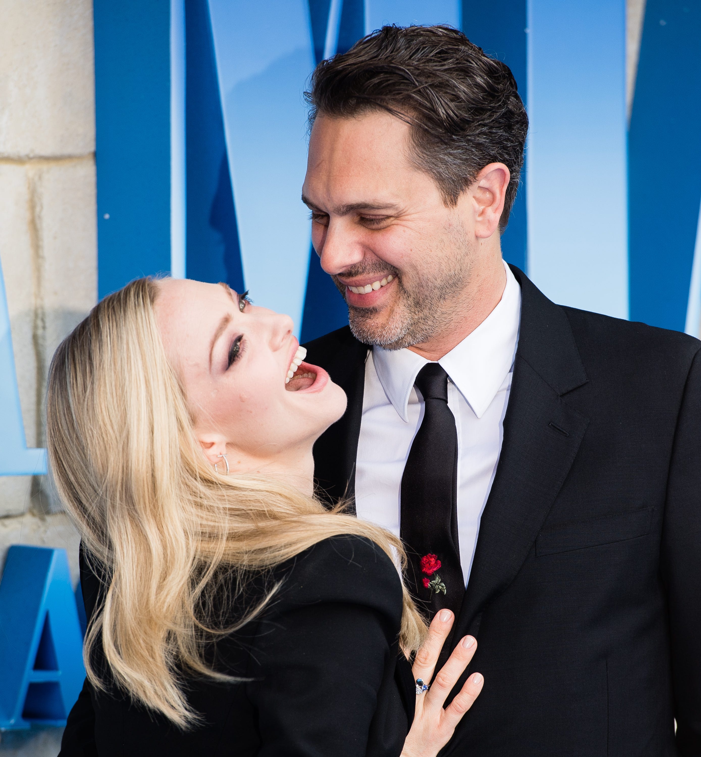 Oops Amanda Seyfried Pussy - Who Is Thomas Sadoski? - Meet Amanda Seyfried's Actor Husband