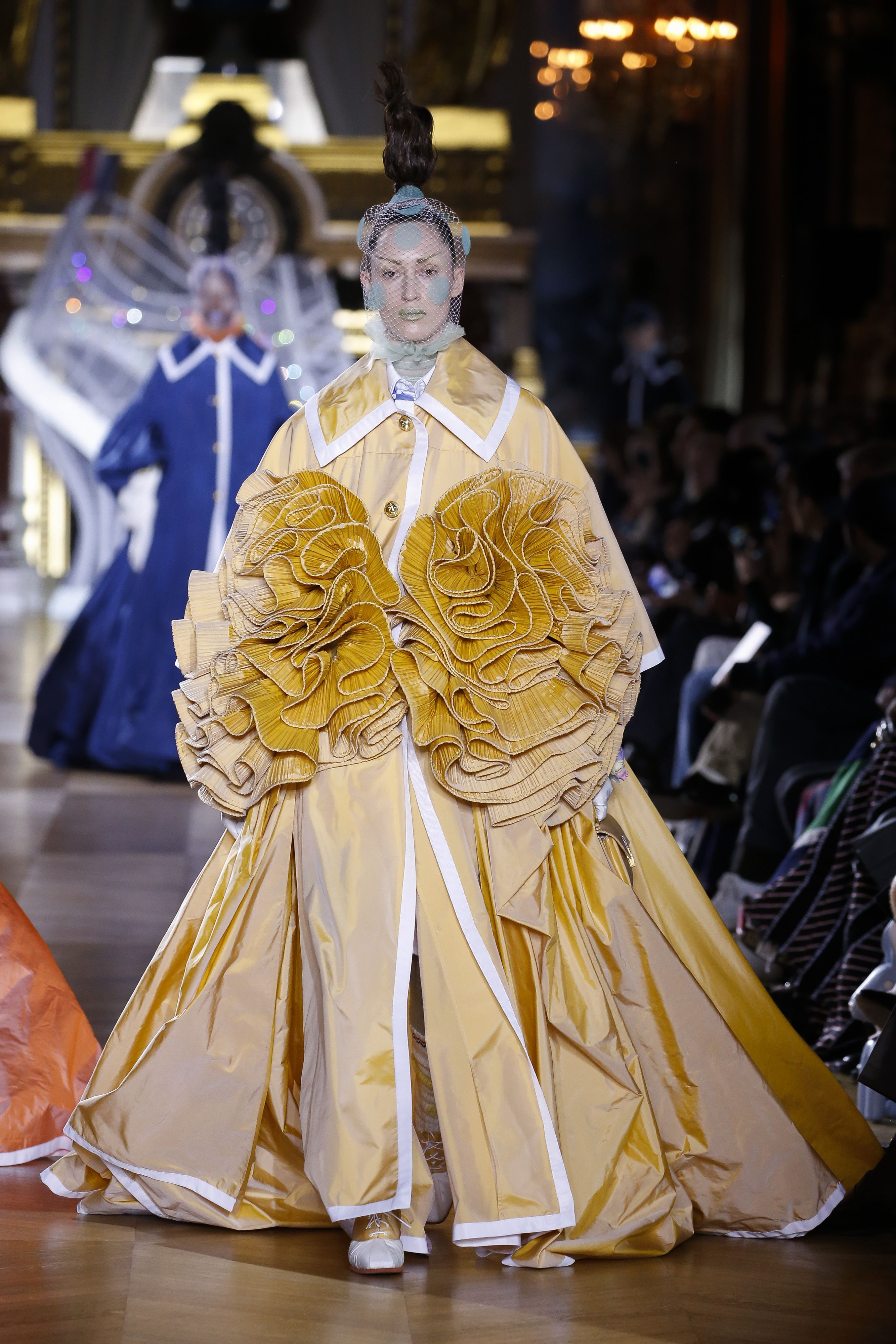 Louis Vuitton, Burberry, Thom Browne, Ralph Lauren, Moschino and Gucci  Reigned at the 2022 Met Gala – WWD