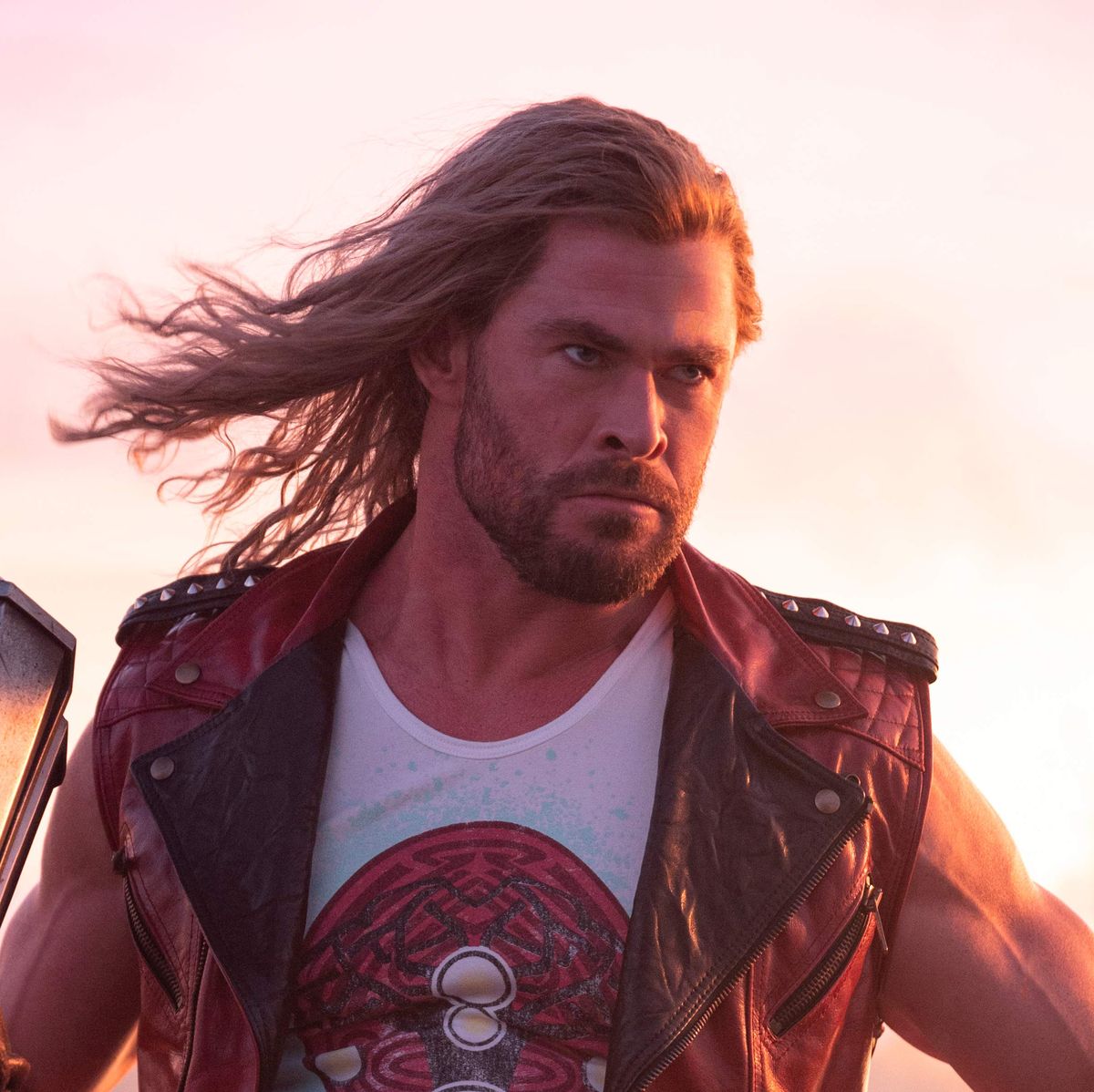 Box Office: 'Thor: Love and Thunder' Remains No. 1 in Second Weekend – The  Hollywood Reporter