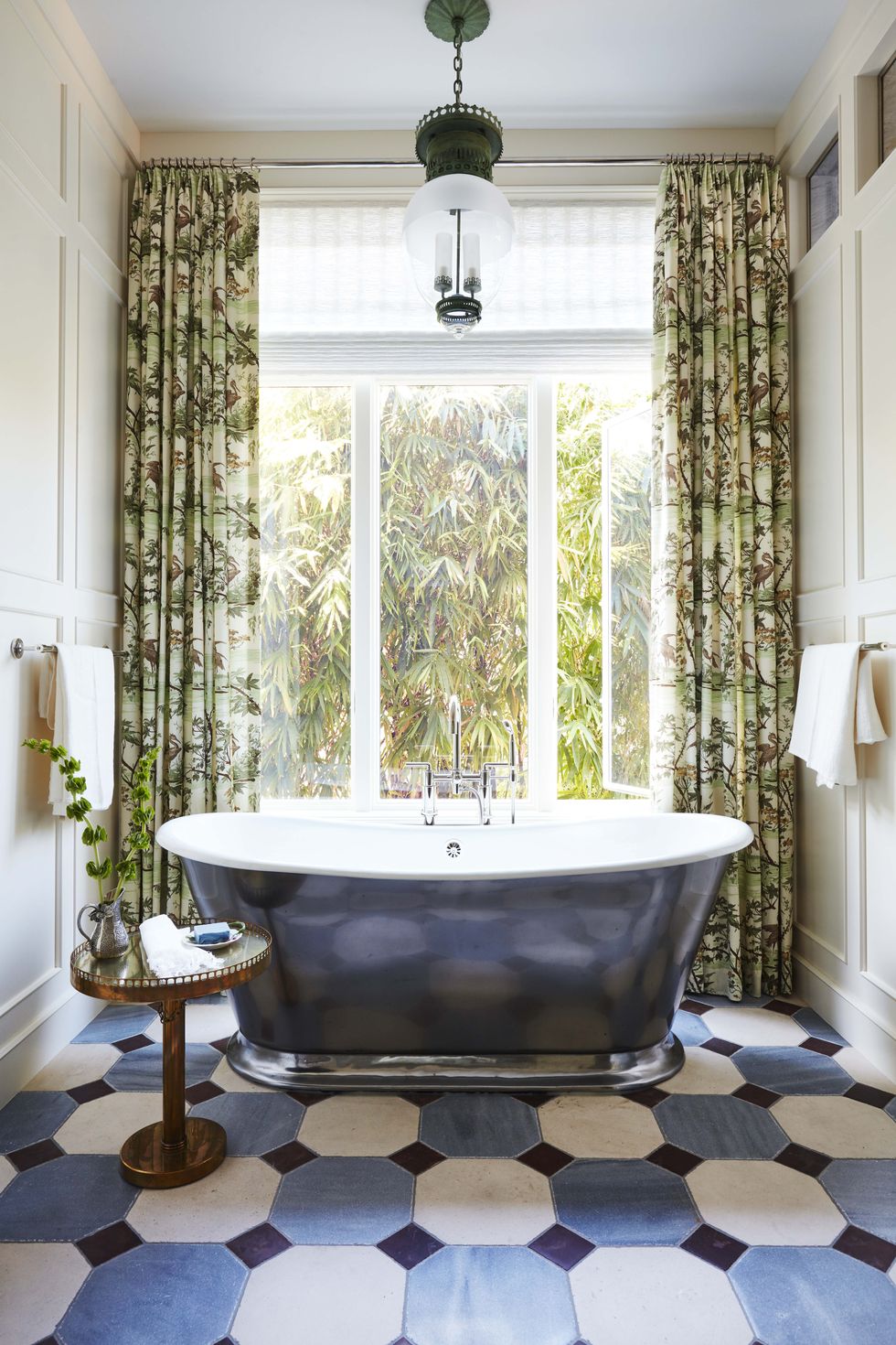 20 Best Luxury Bathtubs - Elegant Modern Bath Tubs