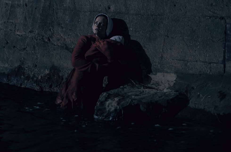 Black, Darkness, Sitting, Screenshot, Human, Photography, Digital compositing, Fiction, Fictional character, Midnight, 