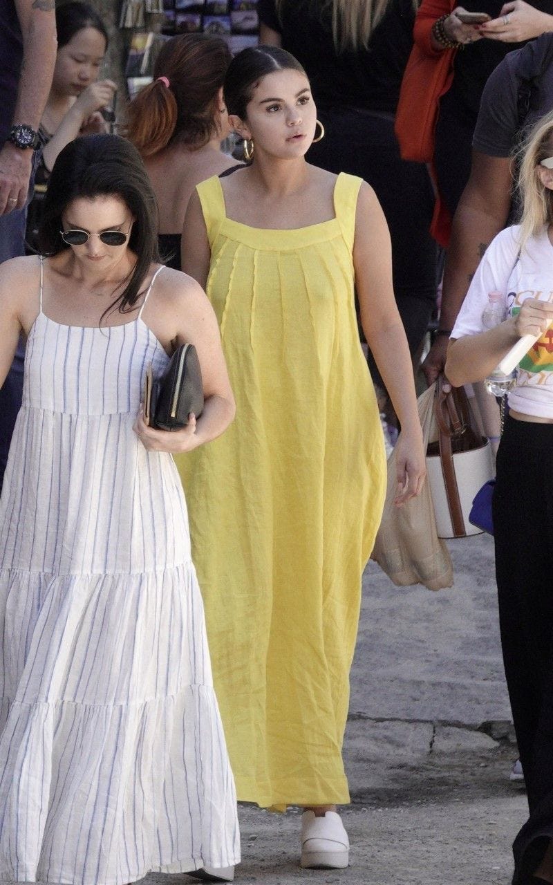 selena gomez three graces yellow dress italy