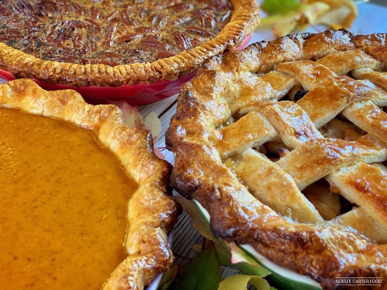 Celebrate apple-picking season with these handy pie-making tools