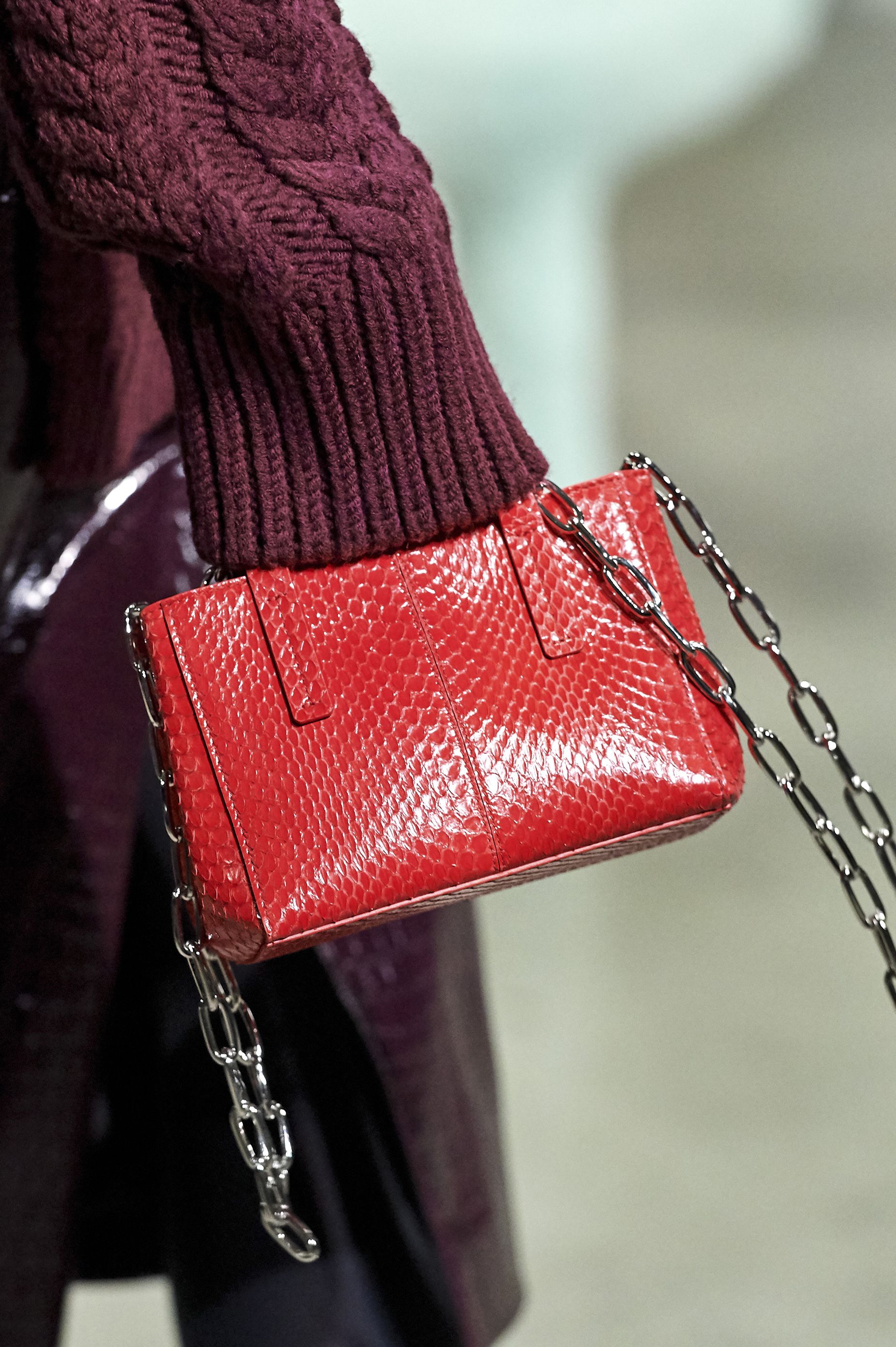 13 Fall Bag Trends 2019 Top Fall Accessory Runway Trends For Women