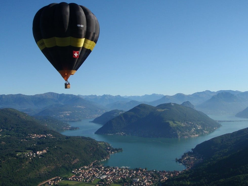 Onvergetelijk in een luchtballon boven Lago Lugano