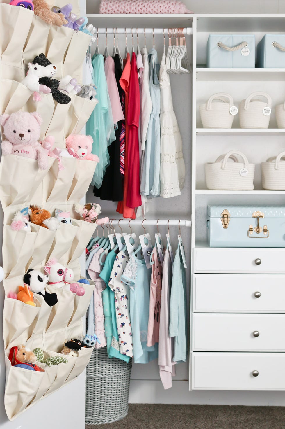 10 Ingenious Ways to Organize Your Kid's Closet 2024