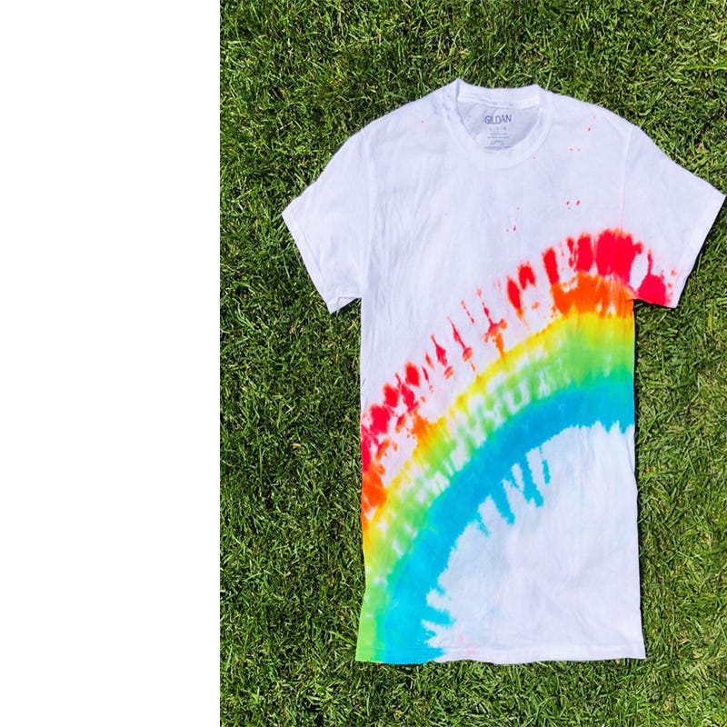 14 Easy Tie-Dye Ideas — How to Tie Dye Shirts, Shoes, and More