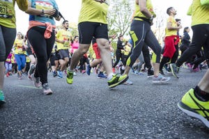 Tiempos medios corredores populares media maratón