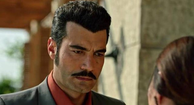 züleyha descubre el motivo por el que su esposo terminó convirtiéndose en el peor enemigo de la familia gümüsoglü