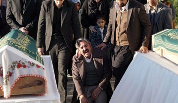 dos terribles muertes ahondan aún más en la herida de la familia yaman, mientras que una sorprendente revelación cambia el curso de la historia de züleyha