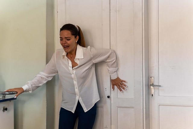 la tragedia golpea otra vez a züleyha, que se queda sin uno de sus apoyos más importantes tras ser atacada por betül