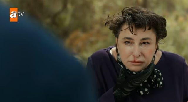 behice planea fingir un ataque para regresar a casa de fekeli, pero todo se salió de control además, müjgan quiso abandonar a yilmaz