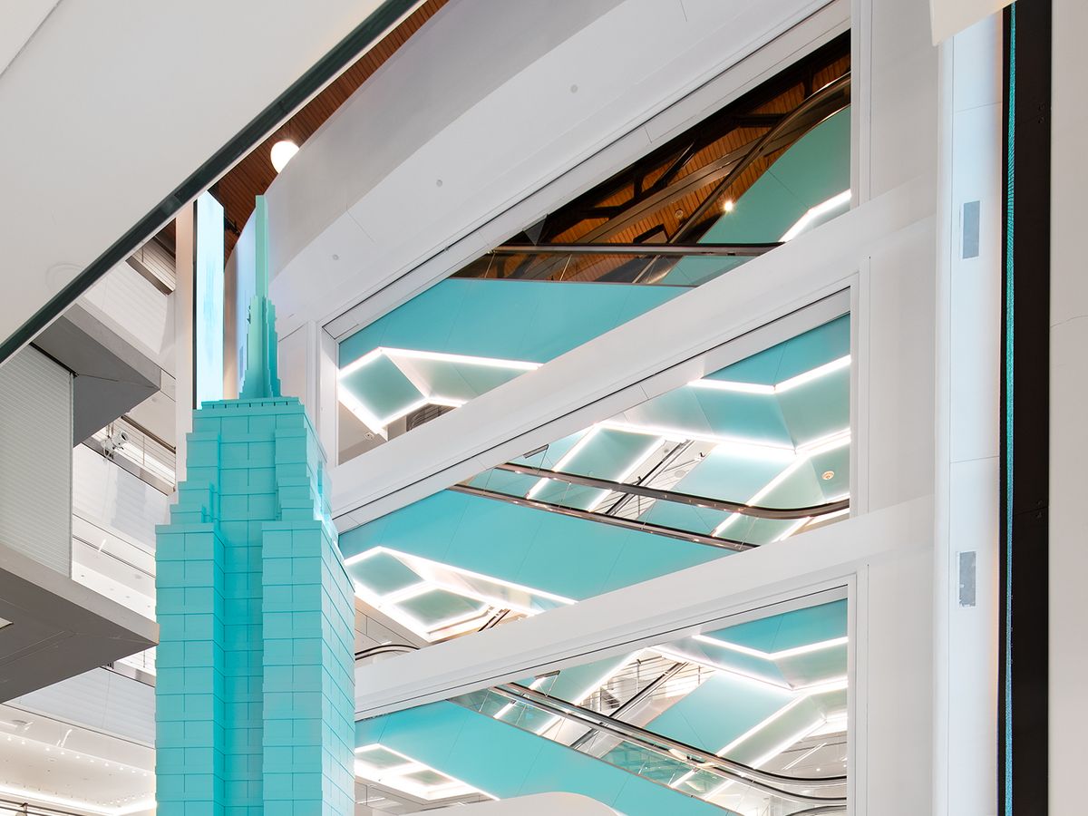 Tiffany & Co. Just Opened A Temporary Flagship Next Door During Fifth  Avenue Renovation