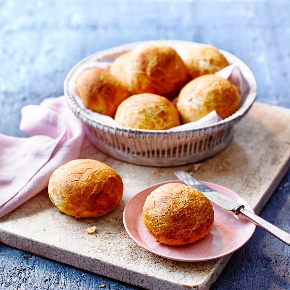 tiger bread rolls