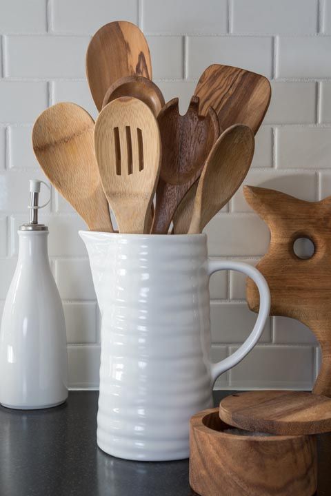 Wooden spoon, Wood, Spoon, Tableware, Room, Mug, Cutlery, Table, Jug, Ceramic, 