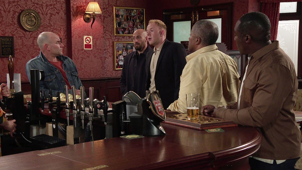 Coronation Street spoilers - Ed and Ronnie Bailey face dilemma over