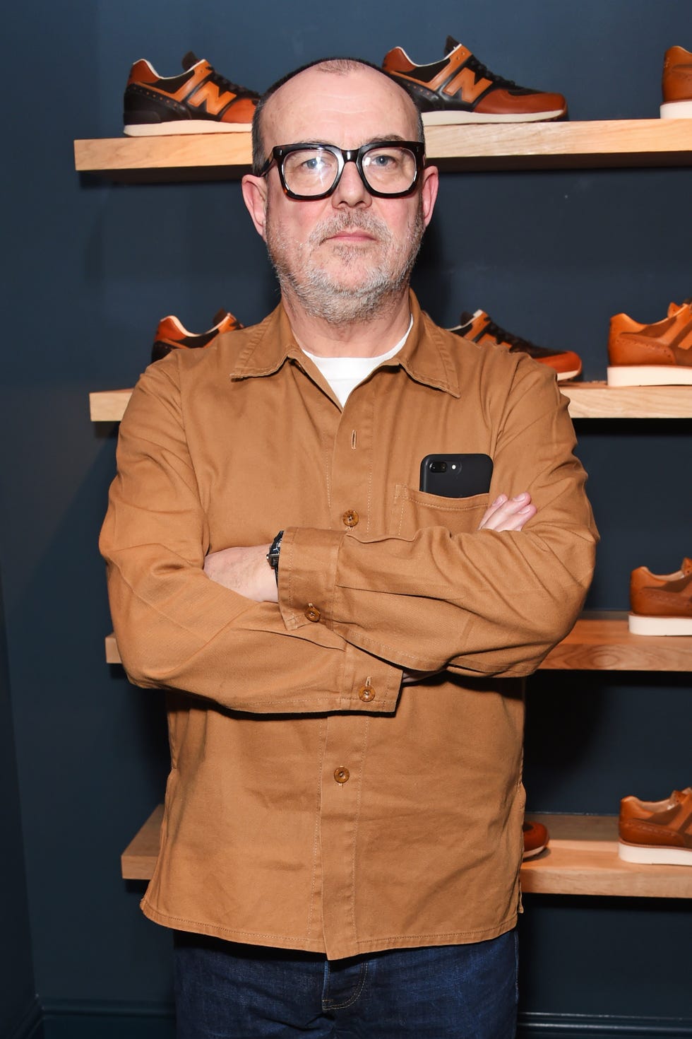 Londra, Inghilterra, 6 gennaio: Tim Little, direttore creativo di Grenson, partecipa al lancio della seconda fase della collaborazione New Balance x Grenson durante la London Fashion Week Mens di gennaio 2018, al 37 di Jermyn Street, il 6 gennaio 2018 a Londra, Inghilterra. (Foto di David M. Benett/Dave Benett/Getty Images)