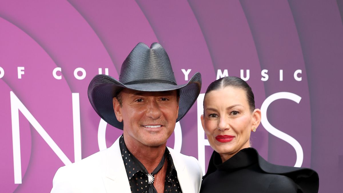 16th annual academy of country music (acm) honors – red carpet