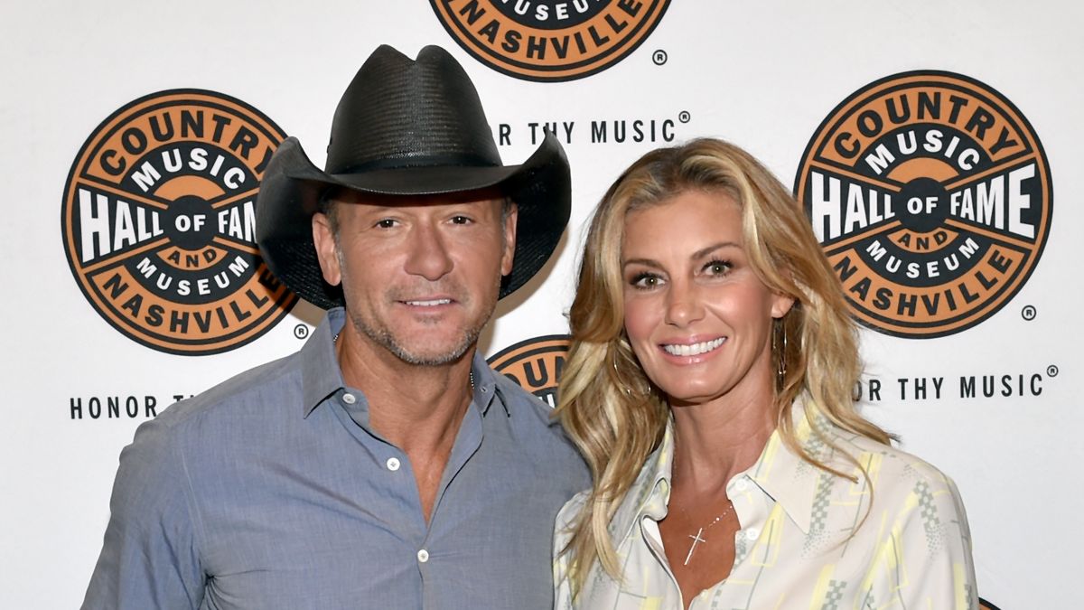 preview for Faith Hill and Tim McGraw’s Cutest Moments