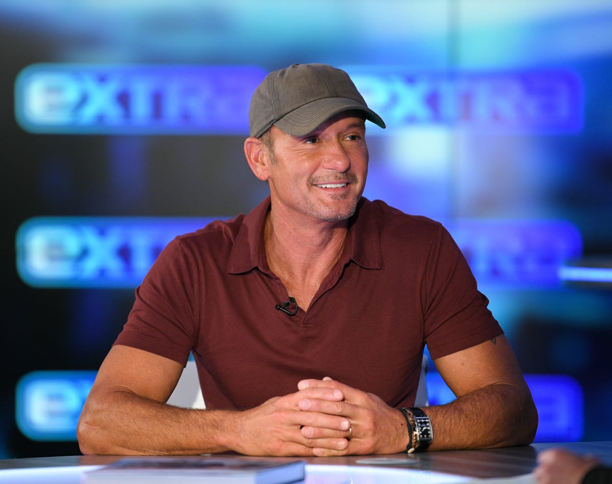 Tim McGraw reveals his mother had 'complete meltdown' after hearing 'I  Called Mama' - Smooth