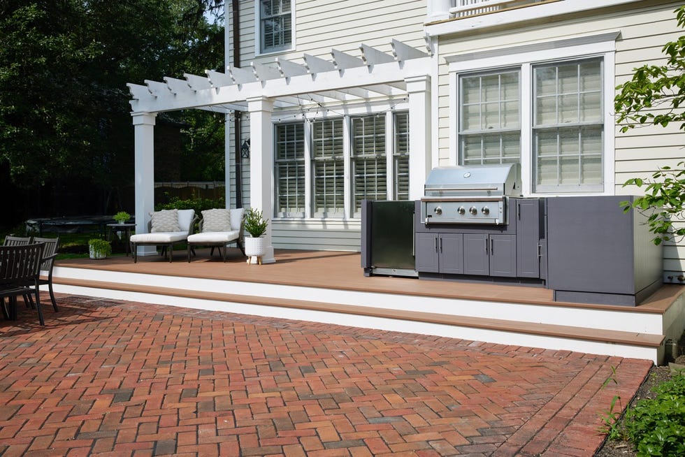 deck with grill