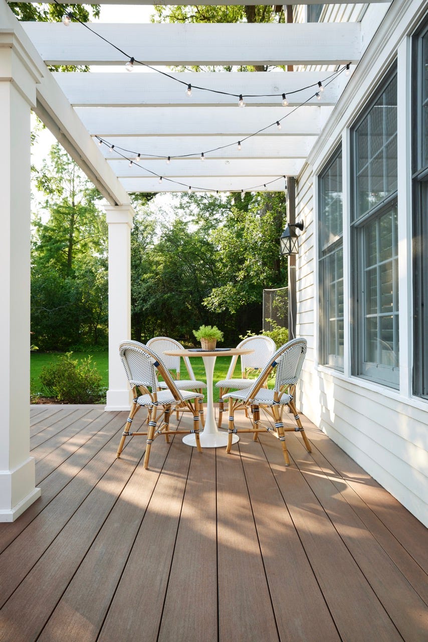 deck with pergola