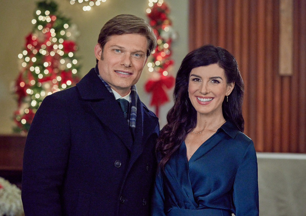 How to Watch Hallmark Christmas Movies in 2023