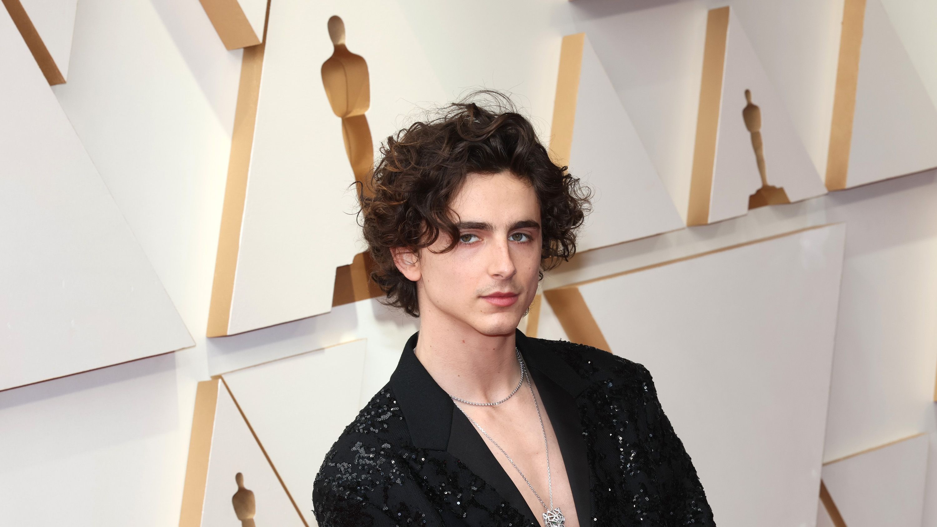 Oscars Fashion 2022: The Young and the Shirtless