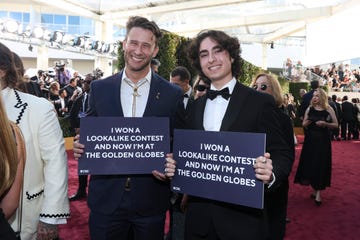 timoth?e chalamet's lookalike walked the golden globes red carpet