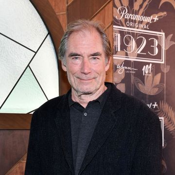 las vegas, nevada december 03 timothy dalton attends the 1923 las vegas premiere screening the encore theater at wynn las vegas on december 03, 2022 in las vegas, nevada photo by denise truscellogetty images for paramount