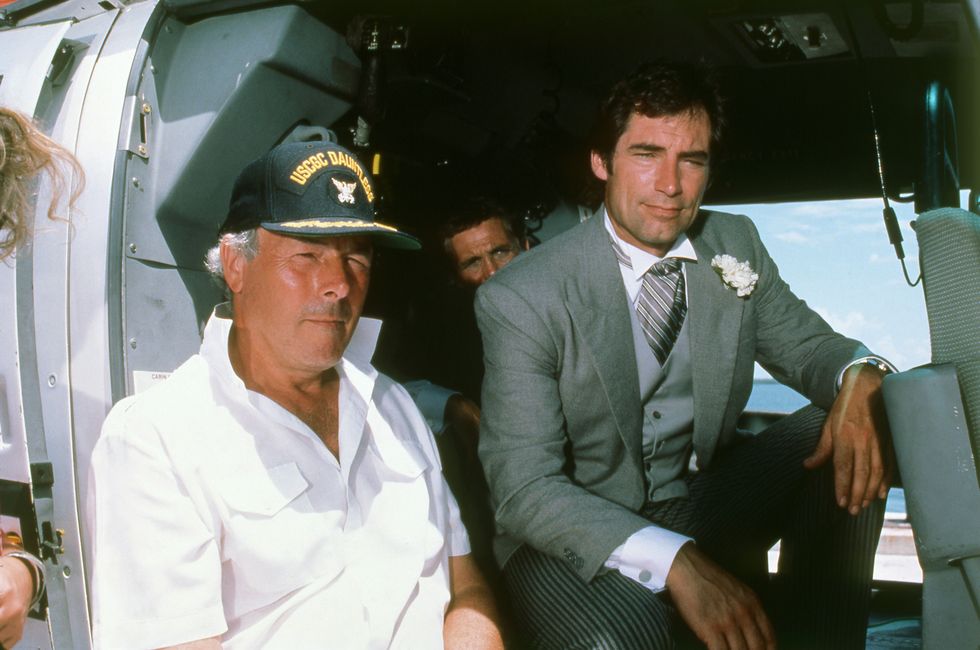timothy dalton with director john glen on the set of licence to kill