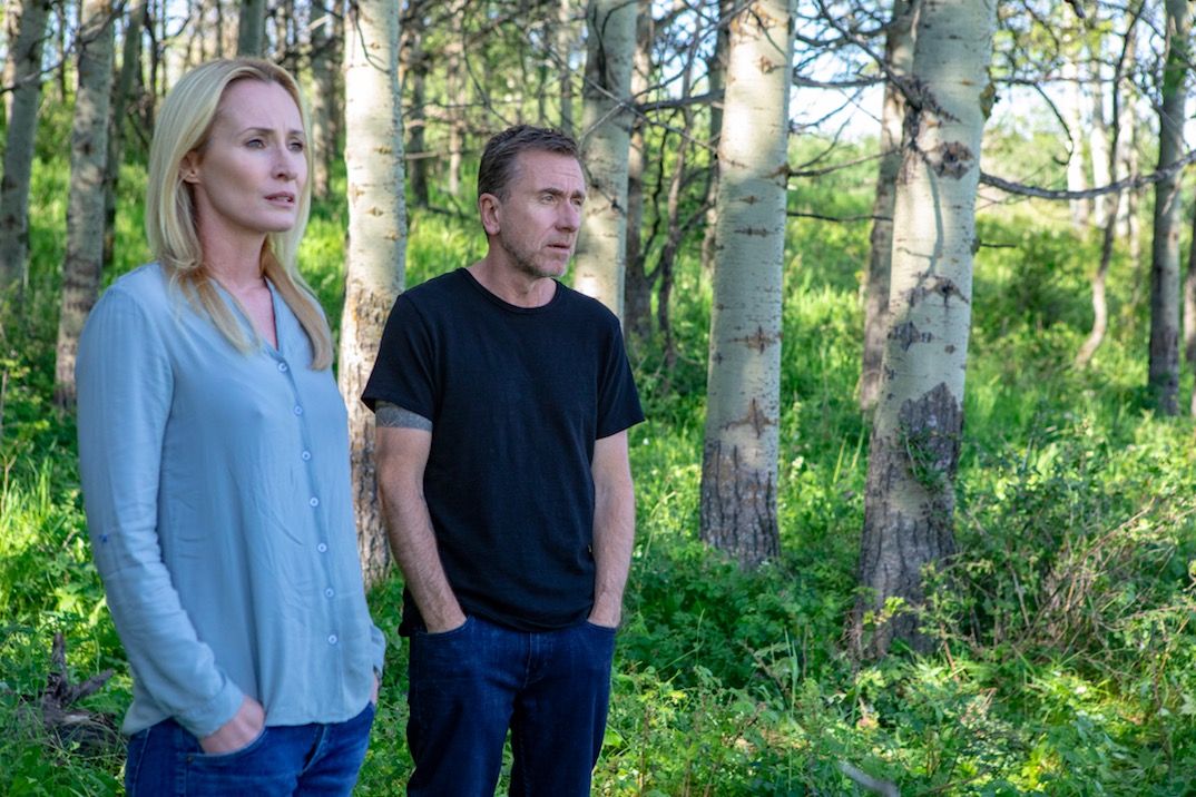 Tim Roth Promises "the Anarchy Kicks Off" In Tin Star Season 2 – And ...