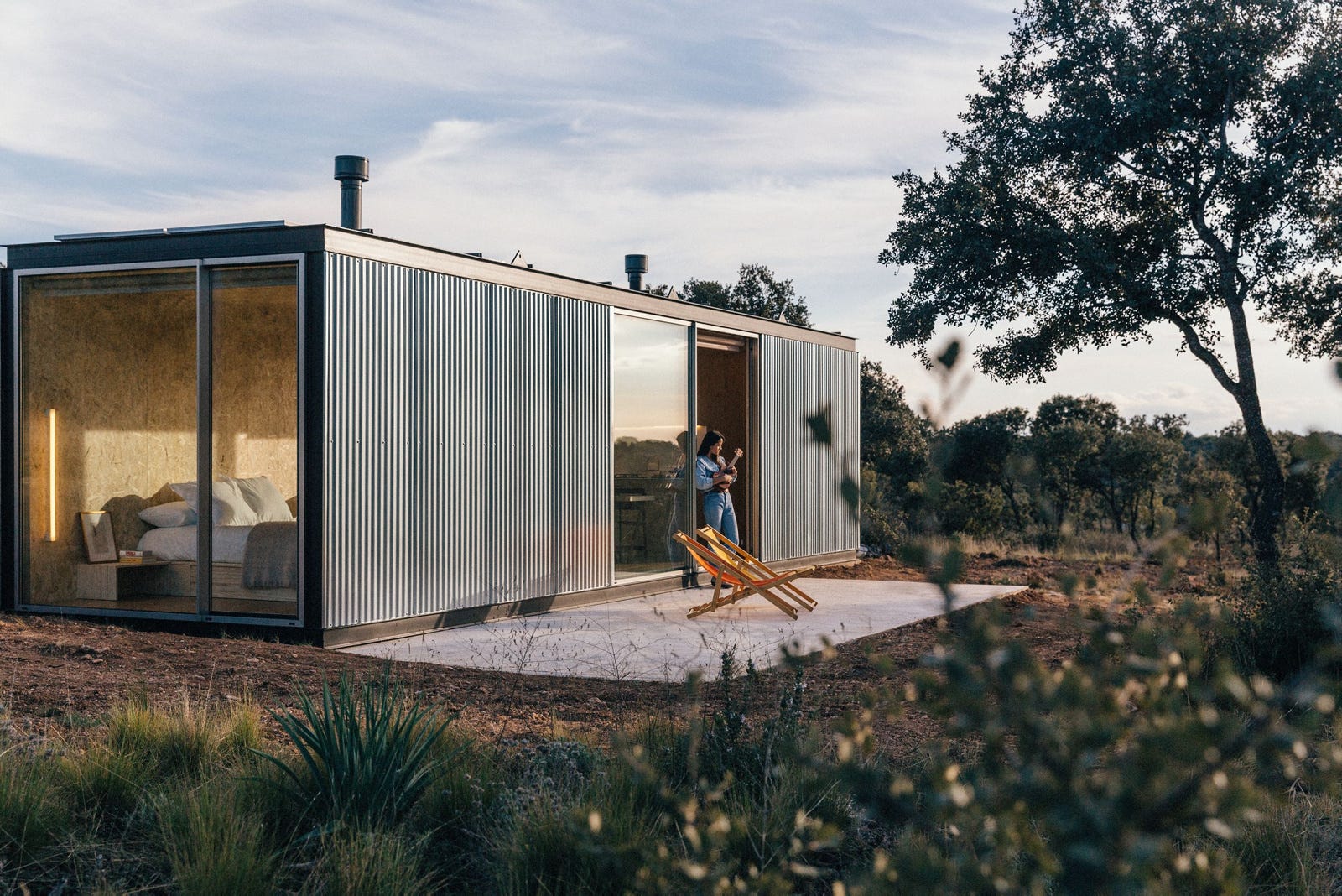 mobil home de 34 m2 de diseño, autosuficiente y sostenible instalada en cuenca, de tini