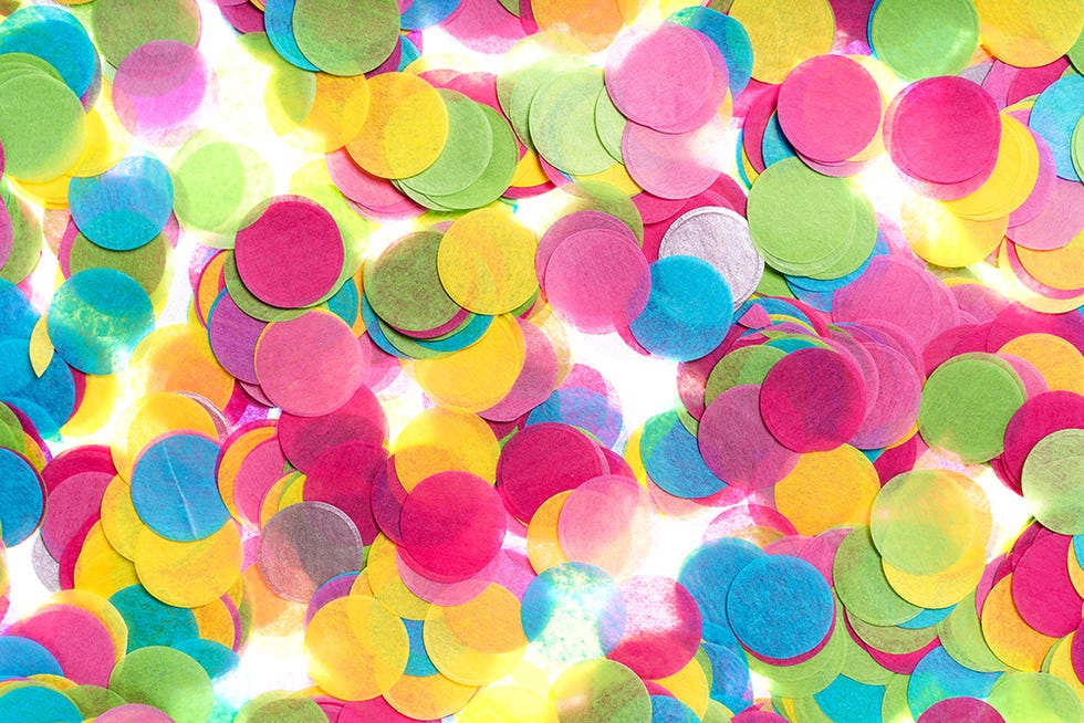 How to make biodegradable confetti for your wedding