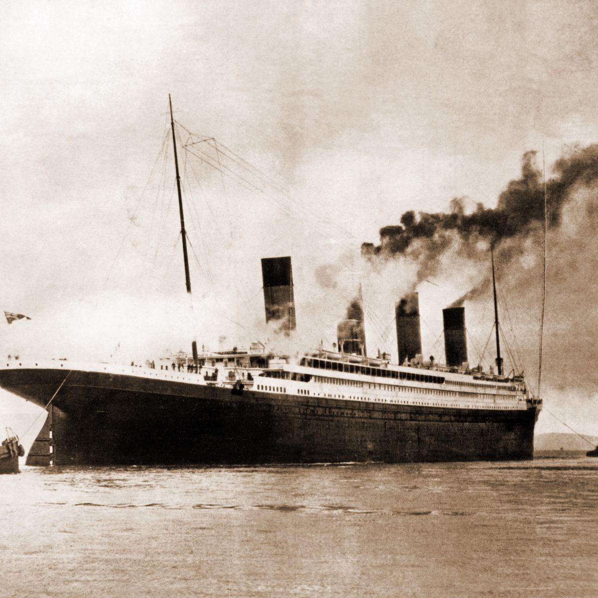 A Titanic Replica Ship Is Being Built to Carry Travelers Across the  Atlantic in 2022