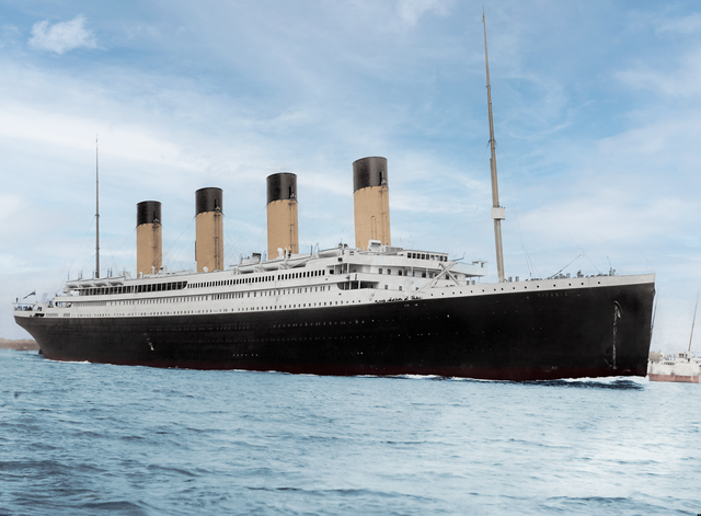 ingekleurde foto van de titanic in de haven van southampton