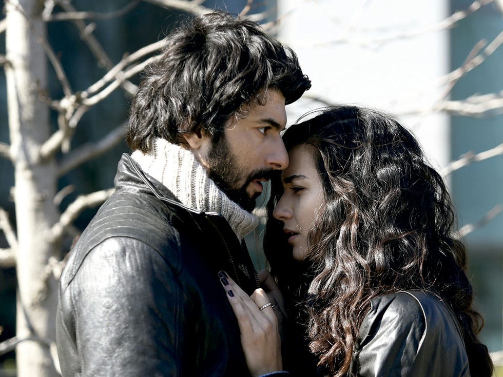 amor de contrabando protagonistas