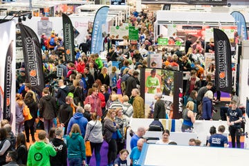 People, Crowd, Event, Recreation, City, Leisure, Tourism, Fan convention, Skateboard, 