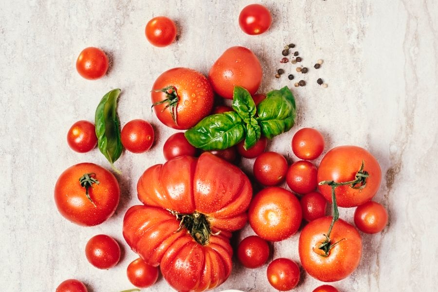 Natural foods, Tomato, Vegetable, Solanum, Fruit, Food, Cherry Tomatoes, Local food, Bush tomato, Plum tomato, 