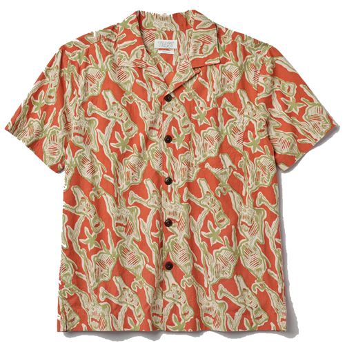 The 13 Best Hawaiian Shirts for Sharing the Aloha in Style
