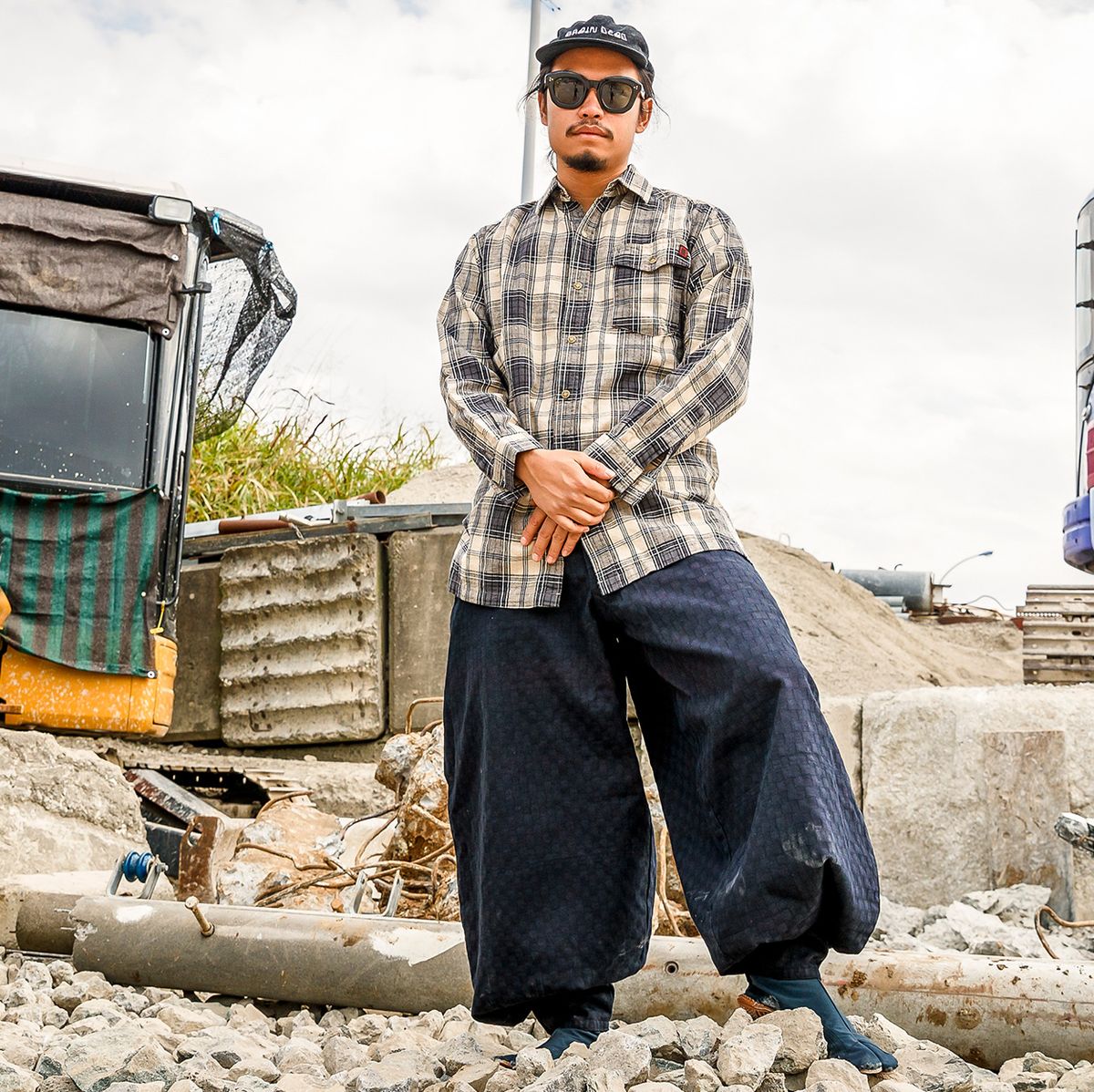 The Surprisingly Utilitarian History of These Crazy Baggy Pants
