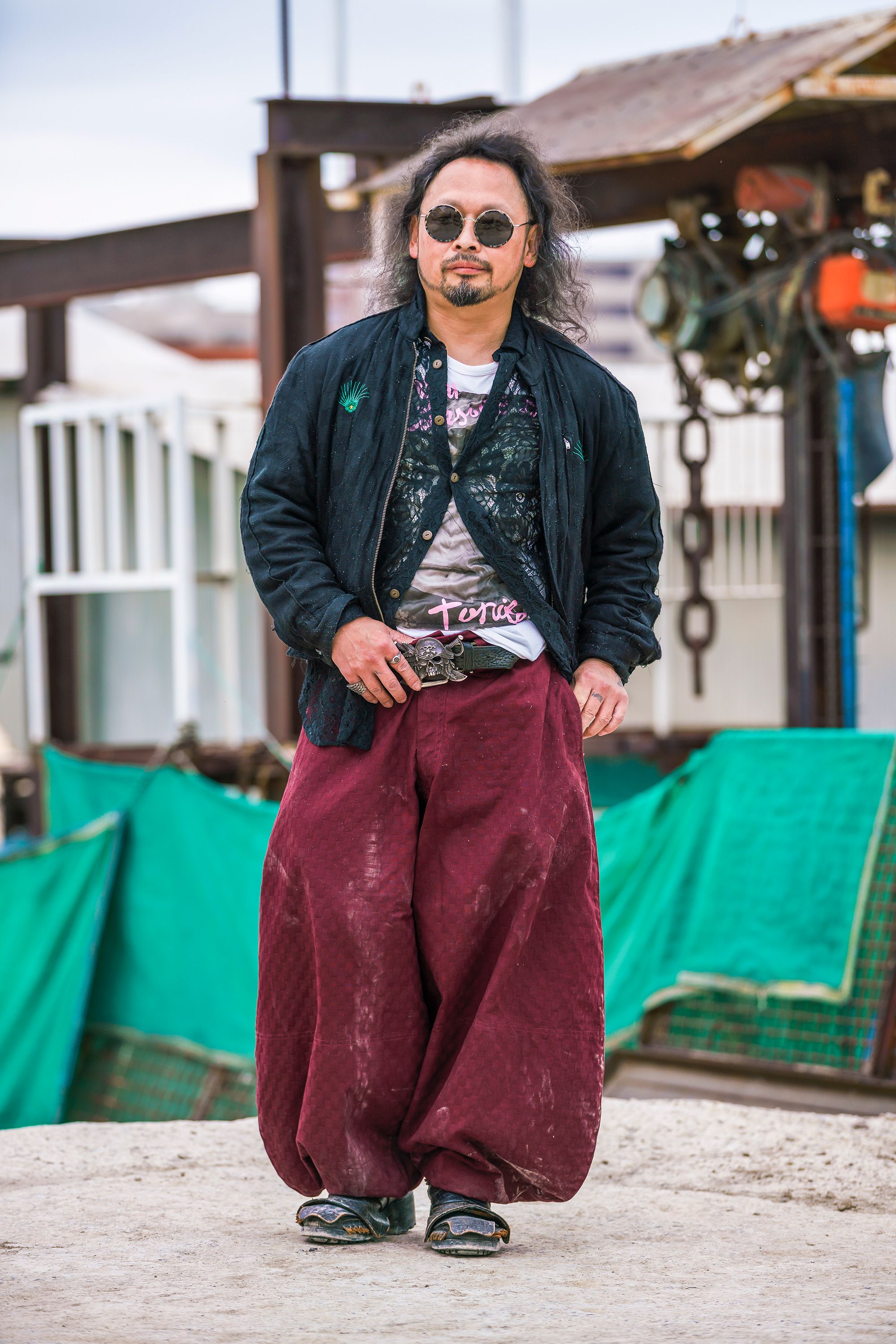 The Surprisingly Utilitarian History of These Crazy Baggy Pants