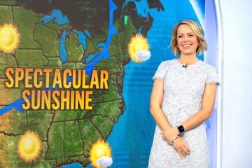 today show dylan dreyer birthday hoda kotb reunion