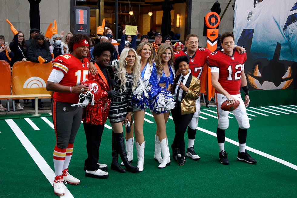 Savannah Guthrie and Jenna Bush Hager dress up as CHEERLEADERS for  Halloween