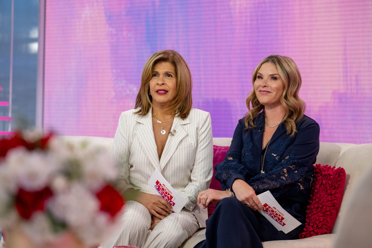 today show jenna bush hager rainbow sweater