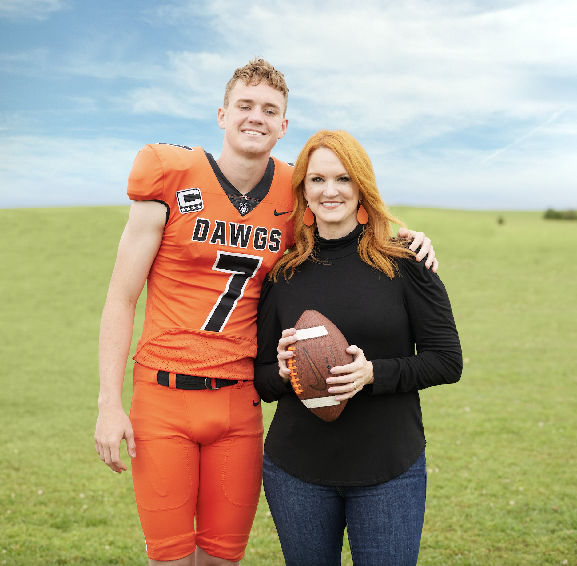 Pioneer Woman Ree Drummond's Kids 'Travel Home' for Friday Night Games