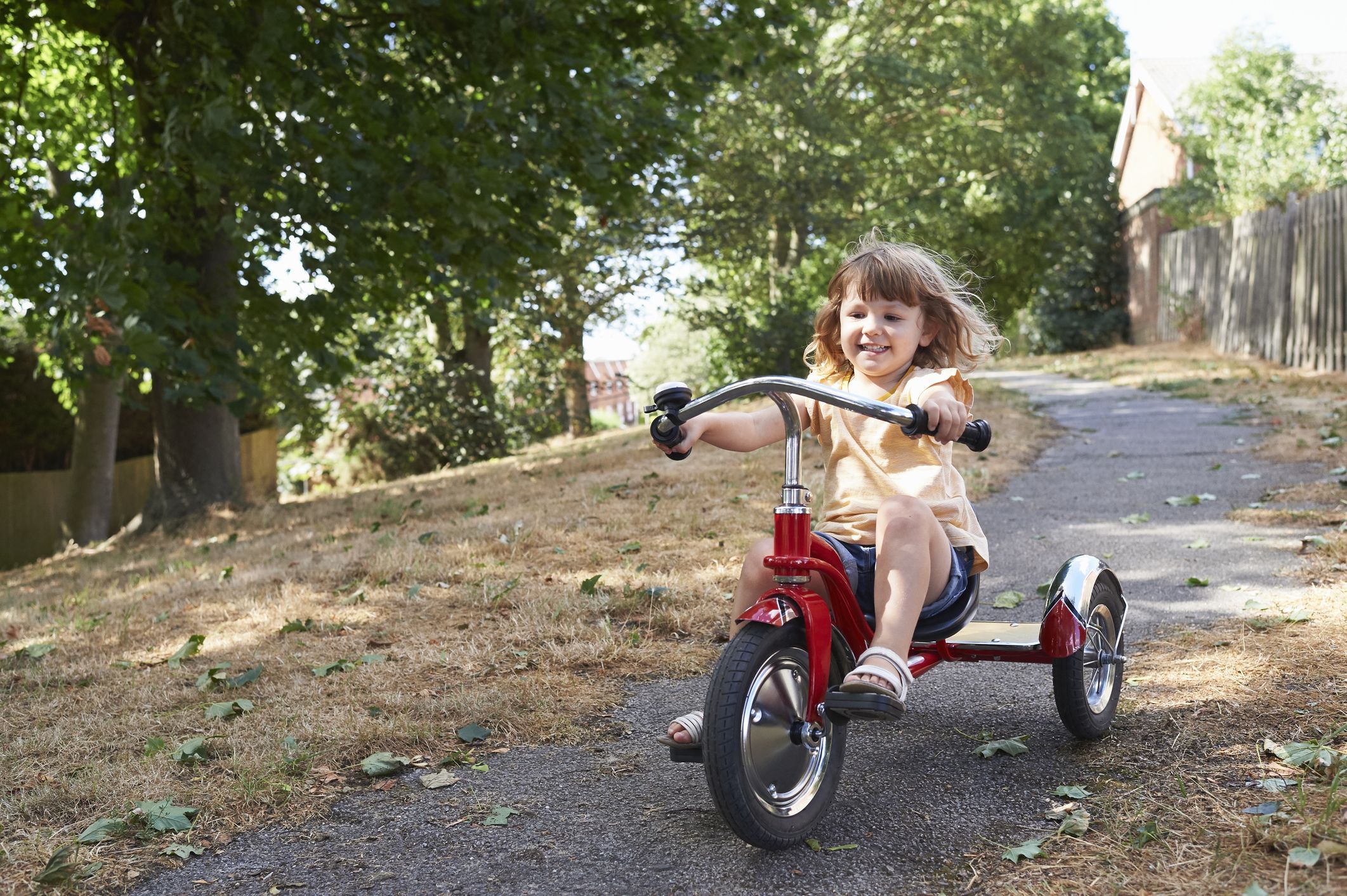Bicicleta de equilibrio sin Pedales, Juguetes para Bebes de 10 a 24 meses,  Primera Bicicleta con 4 ruedas para niños a partir de 1 año, Como Regalo  Plata : : Juguetes y juegos