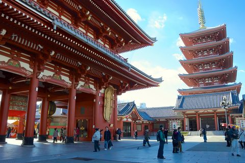 senso ji temple in tokyo japan